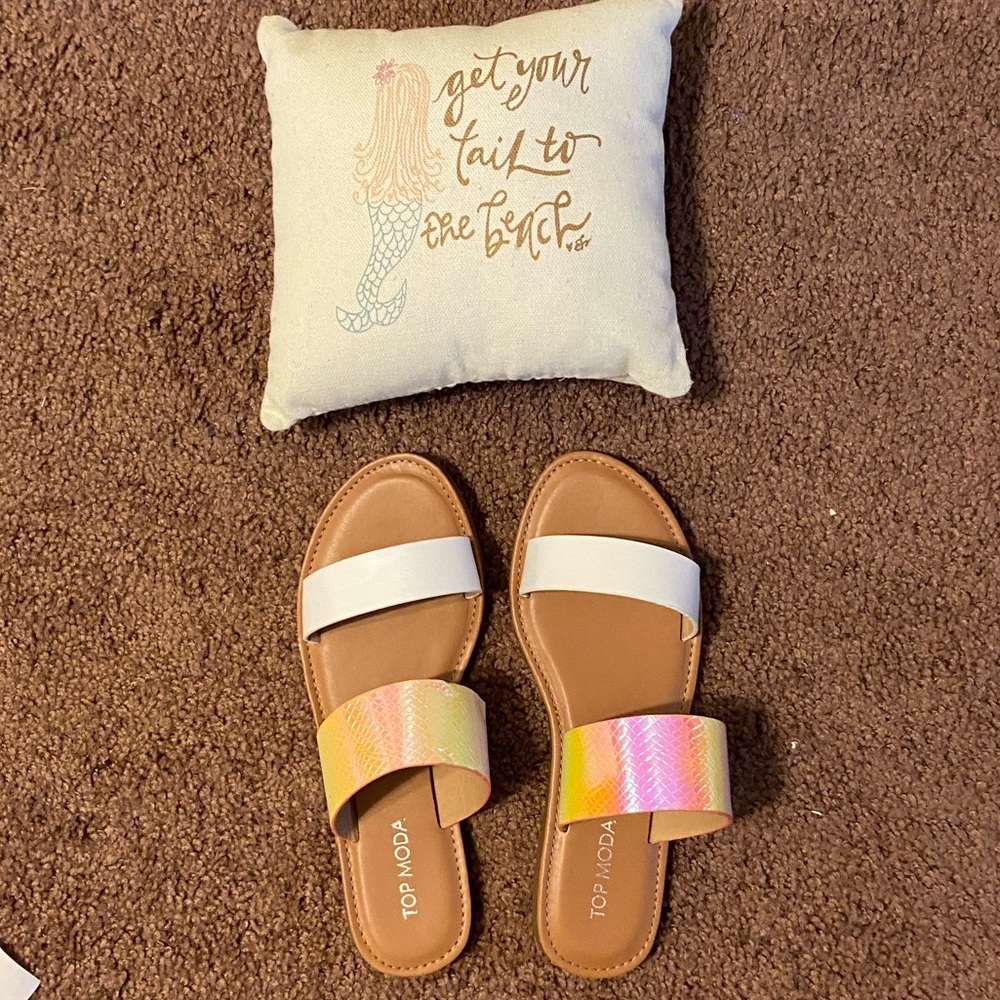 holographic sandal NWOT